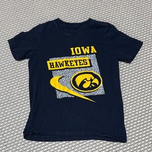 Size 5 Nike Kids Iowa Hawkeyes Tee